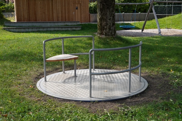 Medium Wheelchair Carousel