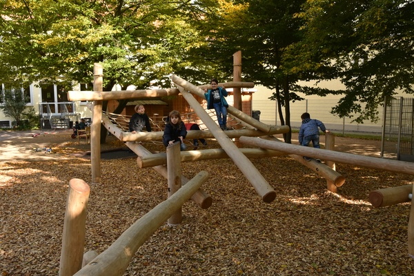 Climbing Structure 08