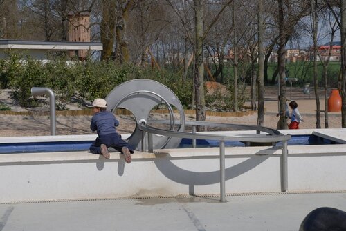 5.42010 Schöpfbrunnen
