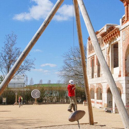 10.96000 Stone Pendulum